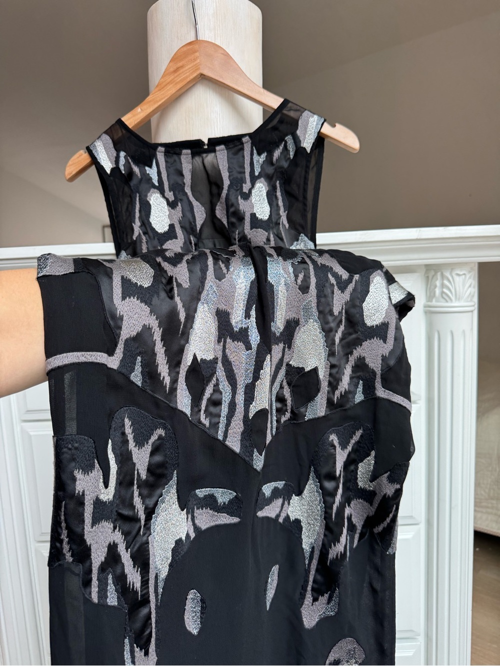 REISS Zuma Black Silver Embroidered Maxi Dress – Size US 4 / UK 8 / EU 36 - Picture 11 of 14